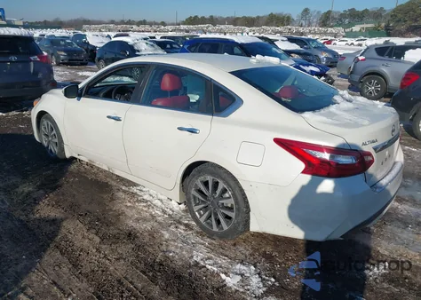 2017 Nissan Altima 2.5 Sv z USA, uszkodzony, nr VIN 1N4AL3AP3HC131416